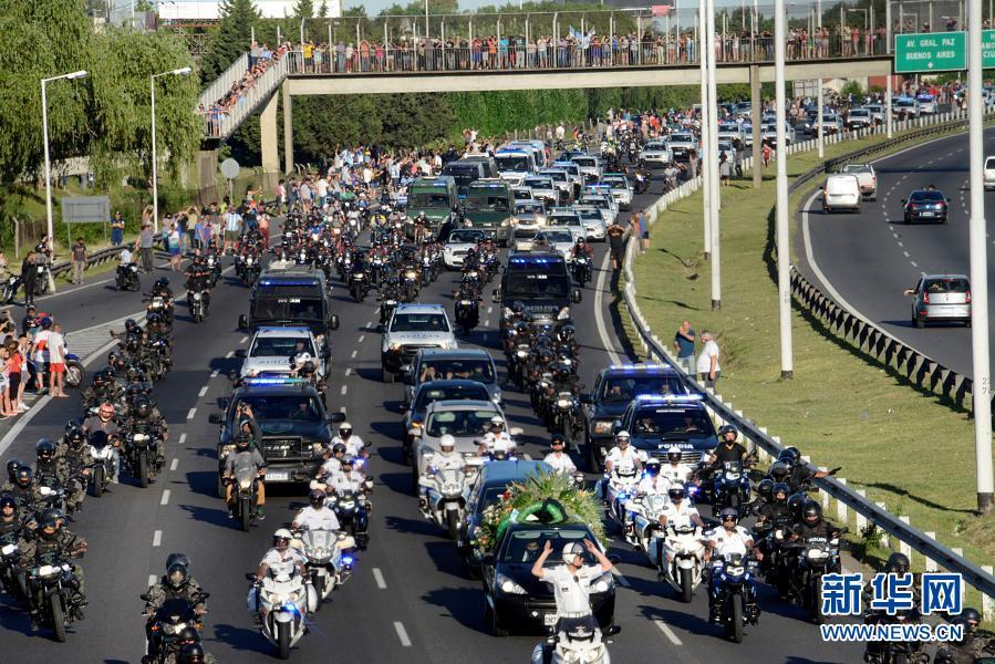 特写：送别马拉多纳