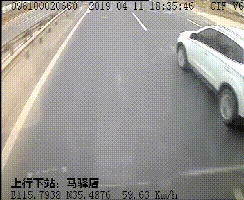 私家车5分钟8次嚣张“别”公交！菏泽交警处置通报来了！