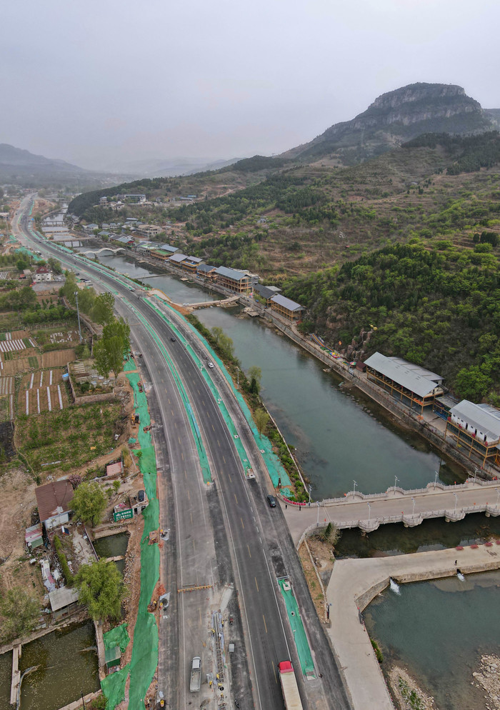 游南山更通畅！济南省道103旅游公路门牙段展“芳容”