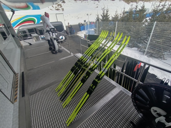 山东“智造”雪蜡车的高光时刻 ——专访首台国产雪蜡车车长安泽涛