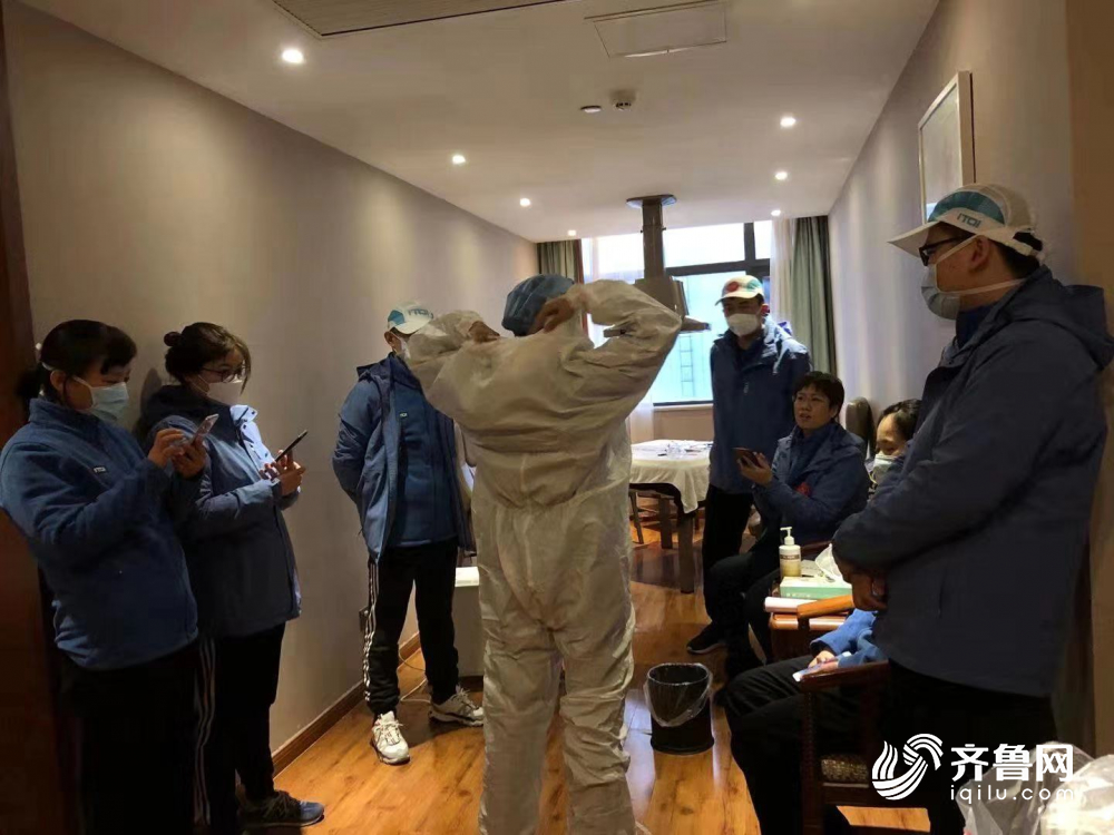 抗“疫”一线日记｜九个月的小患者，一定想妈妈了！