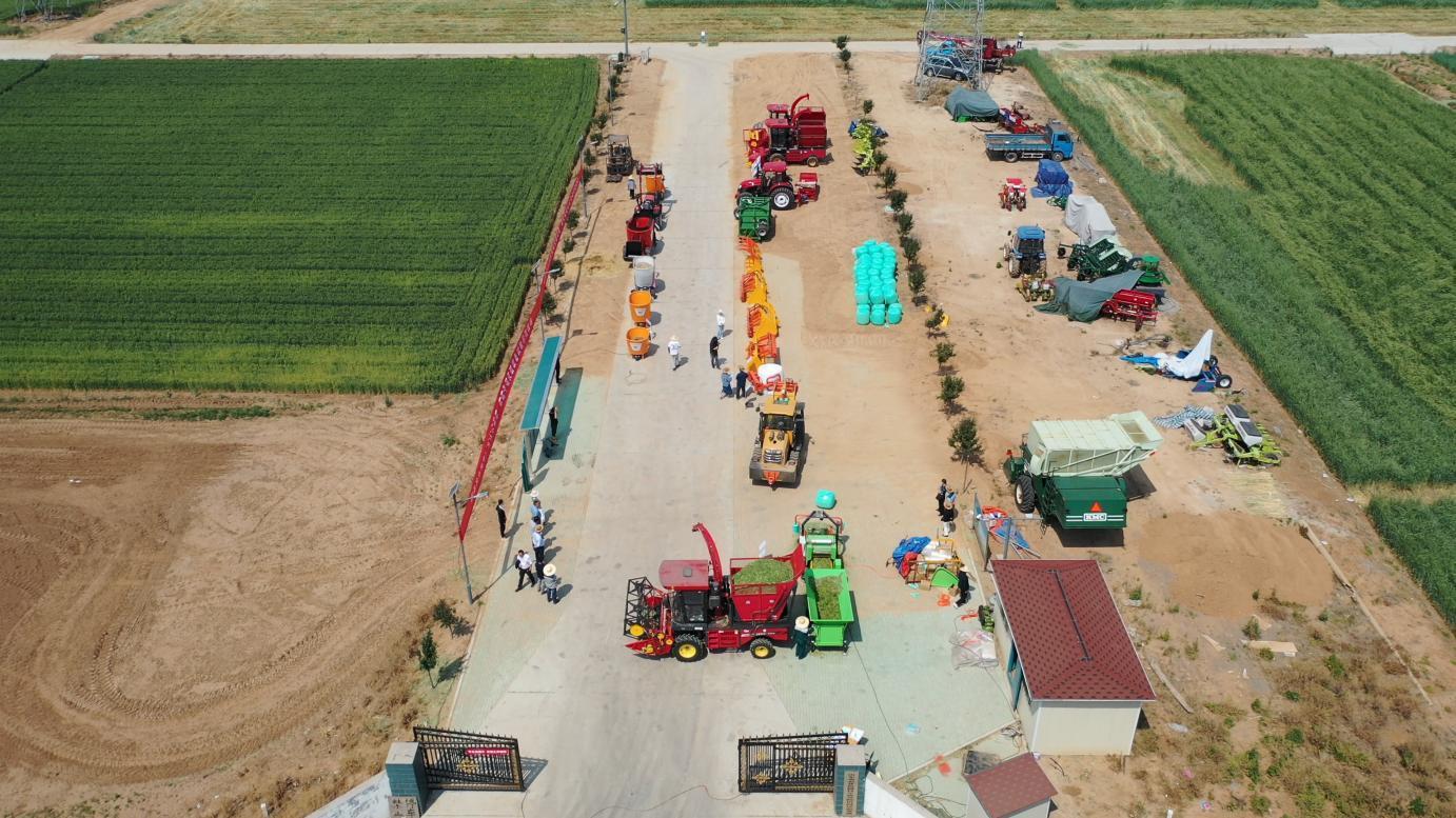 山东农机科研新答卷：成套技术装备助推“家庭牛场”机械化水平