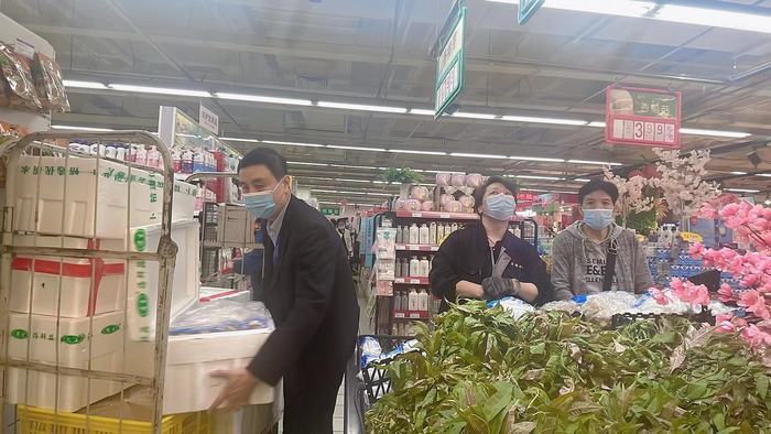 加量直配、24小时保供，济南华联让“市民大可放心”