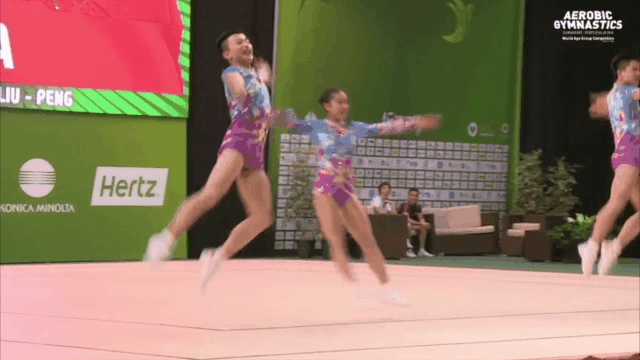 人生何处不舞台，“一字马”考生竟是健美操世界亚军