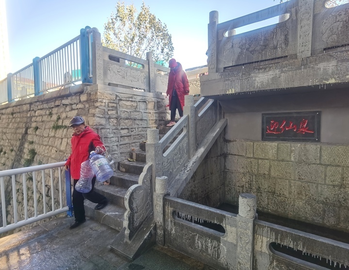 “迎仙泉”改造提升完成，重新对市民开放