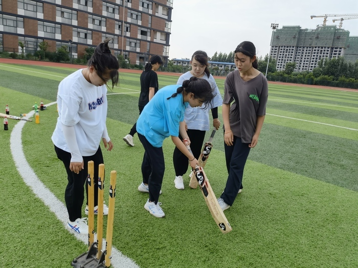 济南理工学校板球队获省板球锦标赛亚军