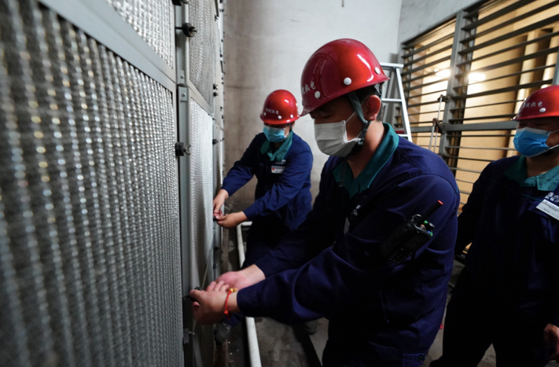 7站开了40分钟，好多人上班迟到了！今早杭州地铁怎么了？官方回应来了