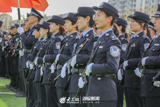 这就是山东丨全警实战大练兵 日照1200名民警展飒爽英姿