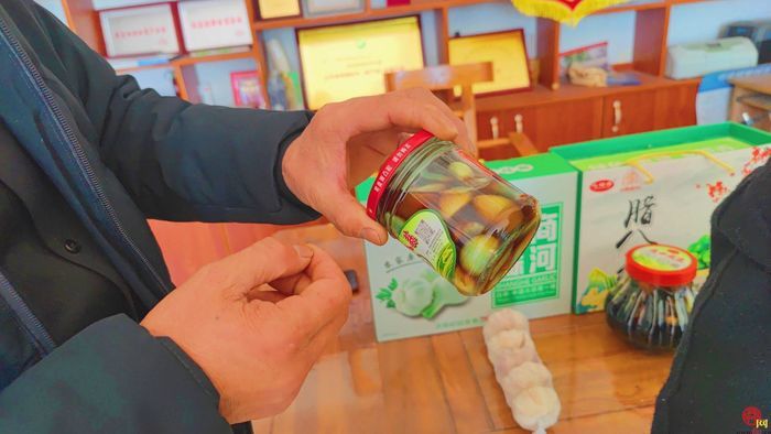 杨哥杨嫂，泉水人家新红人开创大蒜品牌时代～创意蒜样要哪款你说了“蒜”！