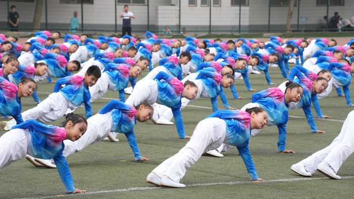 天桥区第十三届全民健身运动会开幕式暨广播体操比赛举办