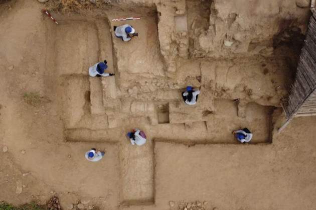 秘鲁发现一堵距今4000多年的彩墙 可能为庙宇组成部分
