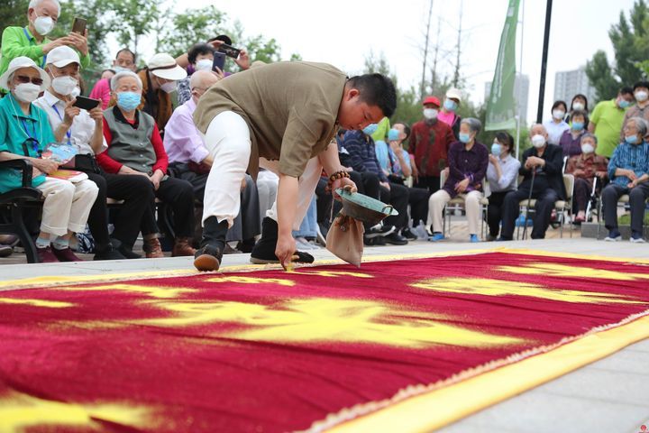 金龄健康·山东济南养老服务中心隆重举行五周年感恩庆典活动