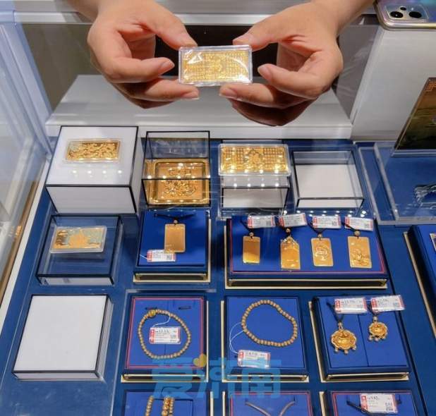 金价涨至600元/克后，谁在逛济南金店？