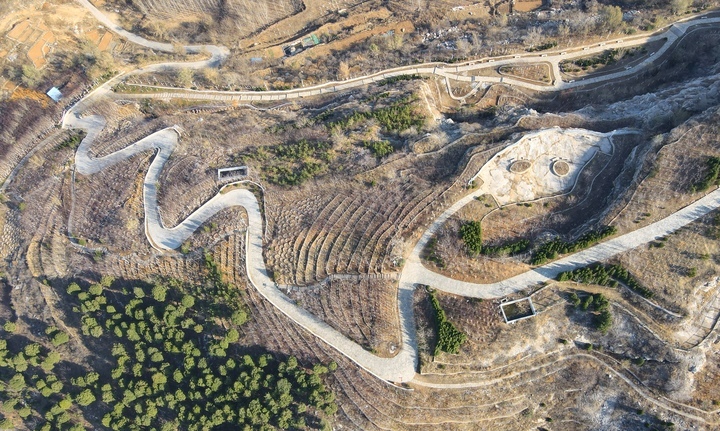 济南破损山体治理初显成效