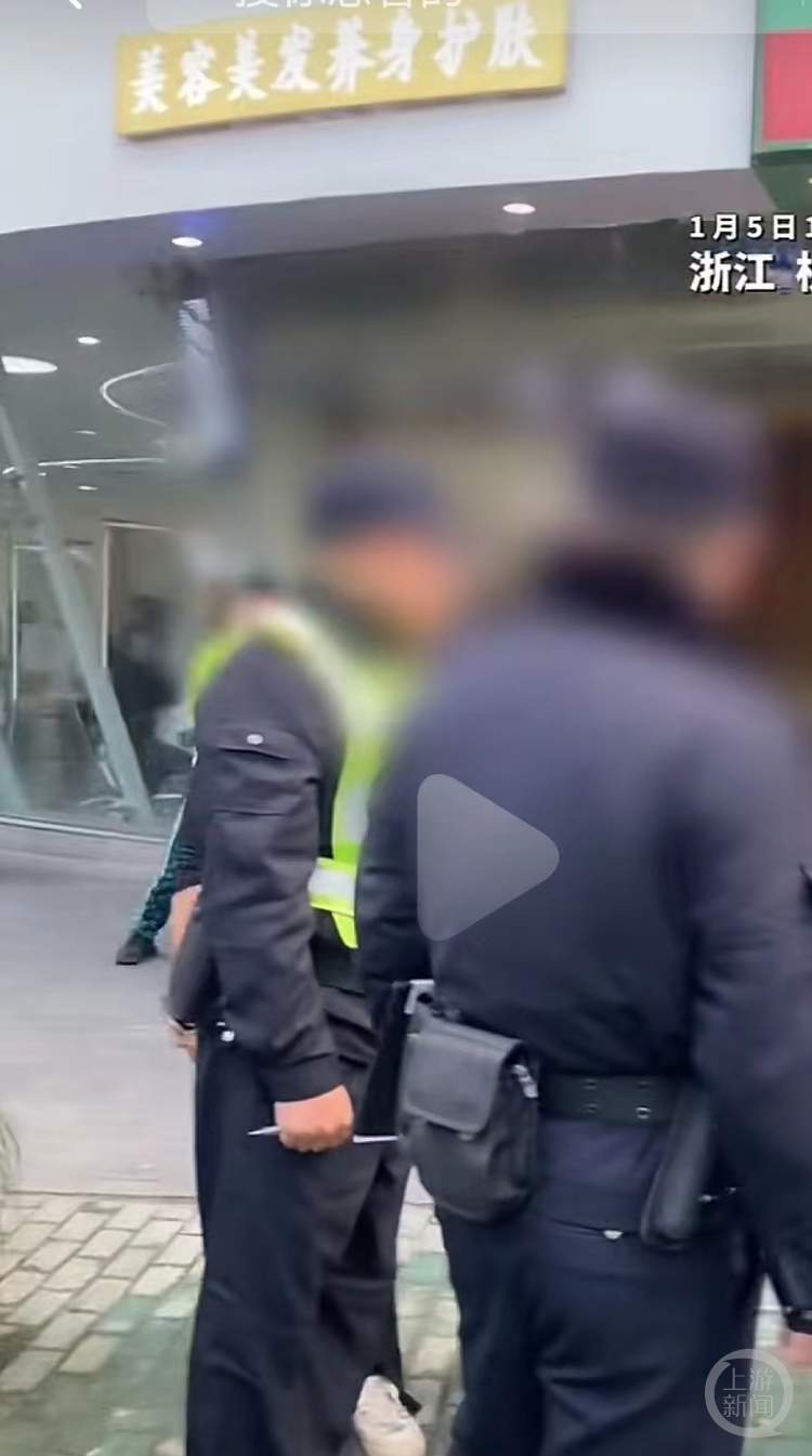 百万粉丝网红“铁头”称杭州理发被诱导充值7000元，当地市监局：已退款，责令限期整改