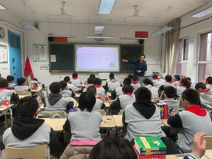 开学第一课怎样上？高新区这所学校要求“双向奔赴”