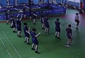 这些“狼狈”的身影真帅！消防员花式出警合集来了，笑着笑着就哭了