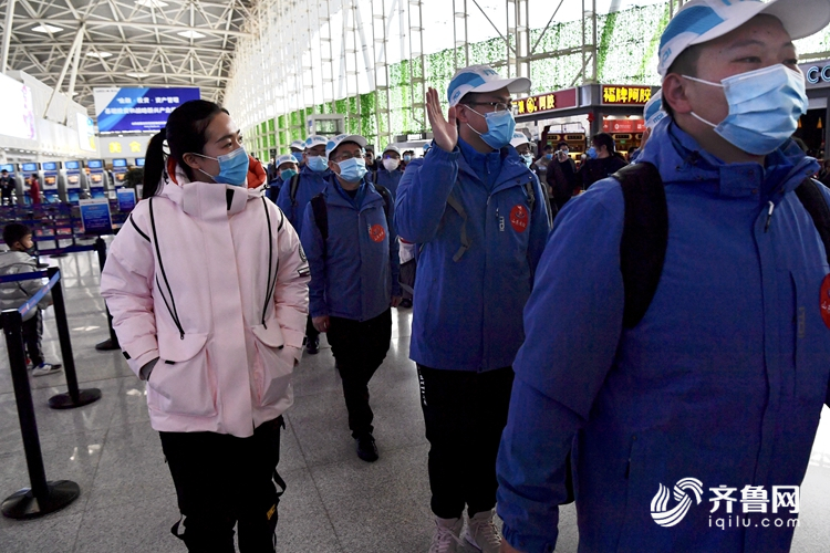 “回来我就嫁给你”，支援湖北推迟结婚 德州疾控刘维超机场浪漫求婚