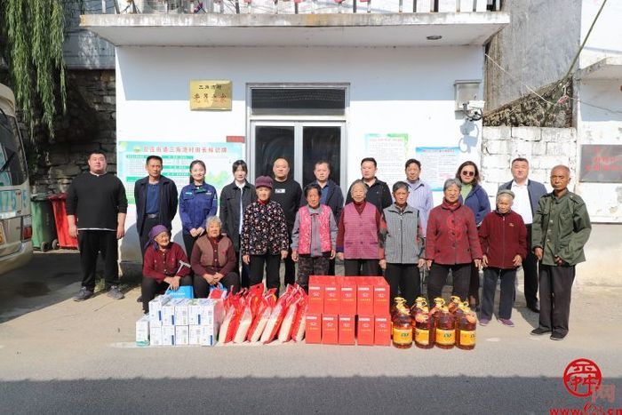 牵好“敬老线”，搭筑“温情桥”  官庄商会、新联会官庄分会联合开展重阳节走访慰问活动