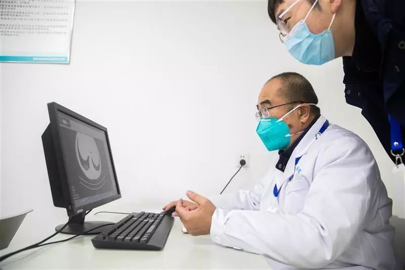 身患绝症、妻子被感染，他已经在抗疫一线奋战了30多天