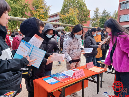 济南市槐荫区黄河大集｜南辛庄街道第八届爱满辛西·银发生辉公益集市来啦