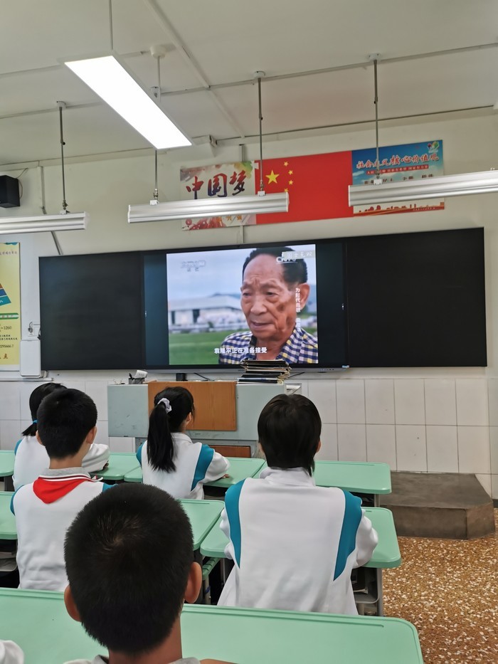 济南三十四中学子开启探秘农业研学之旅