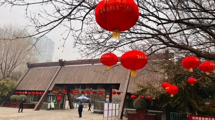 兔年“气氛组”上线！千佛山等9家公园景区万盏红灯笼喜庆迎新春