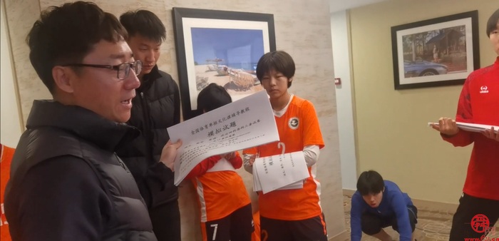 舜视频｜国庆特别策划—“少年强 中国强”历二女足“铿锵玫瑰”绽放世界之巅