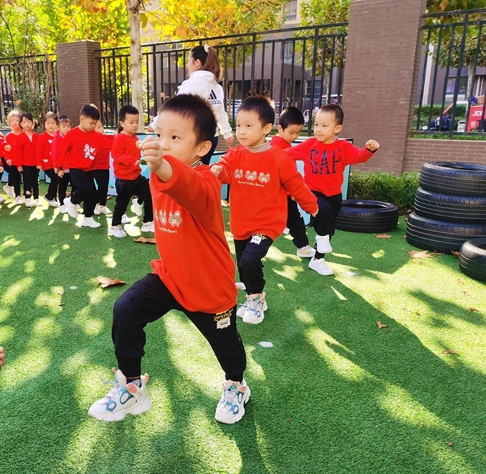 济南市槐荫区腊山南苑幼儿园：“趣”做早操，促孩子健康成长