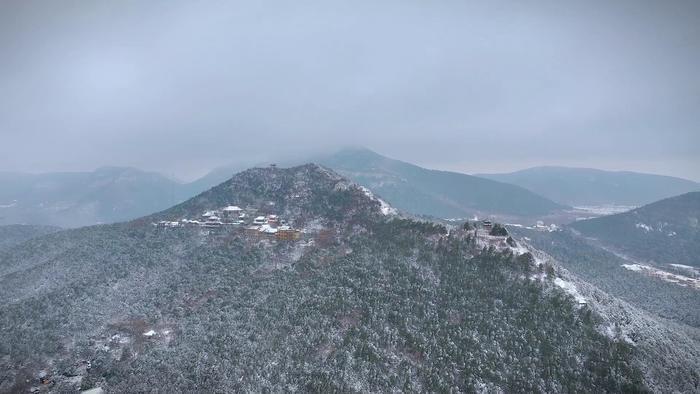 从“山 泉 湖 河 城”看济南的冬天