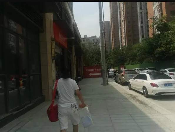 69平房屋公摊37平！业主口中“宽得能开车”的楼道公摊合理吗？