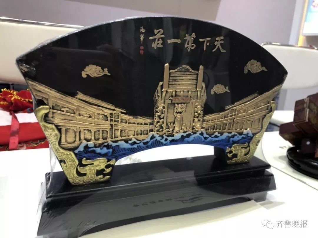 文博会山东展区交易火爆 这些山东文创“C位出道”