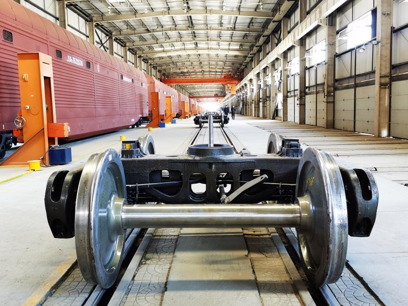 无缝衔接！中国铁路货车用“换轮”方式直接出境运输