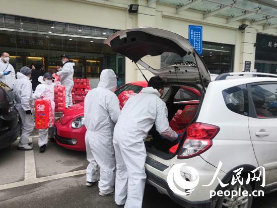 武汉日记：他们都是志愿者，哪有需要去哪里