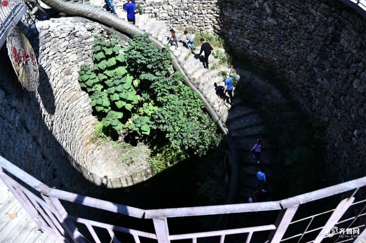 山东最“奇特”网红螺旋井，打水要走108级台阶