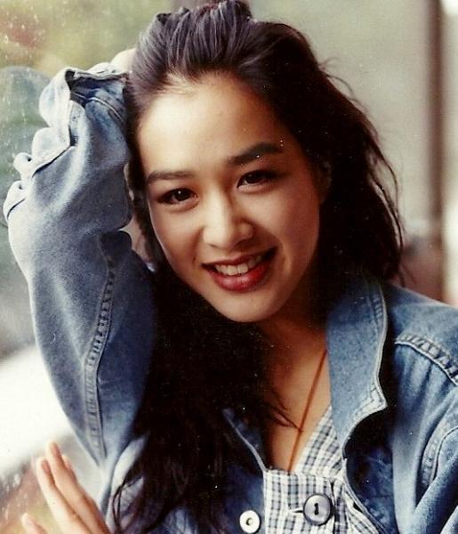 钟丽缇自曝叫停人工受孕，调养身体再战，50岁生子风险大