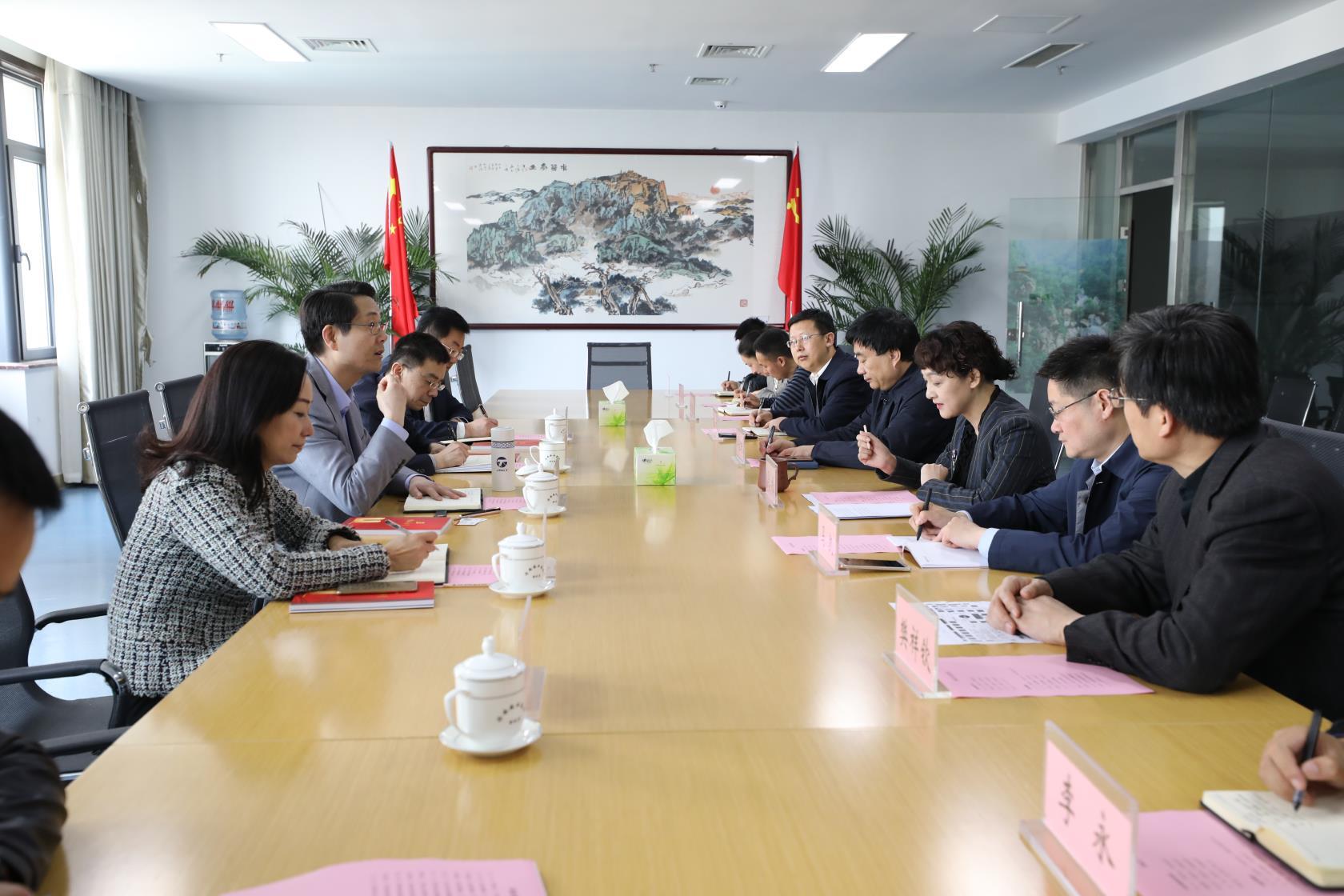 济南市民营经济发展局到济南日报报业集团走访交流