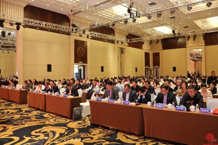 山东省研究型医院协会临床微生物分会换届大会暨学术会议在滕州市顺利举行