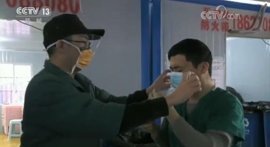 有他们在，一线医护人员们就像吃了颗“定心丸”