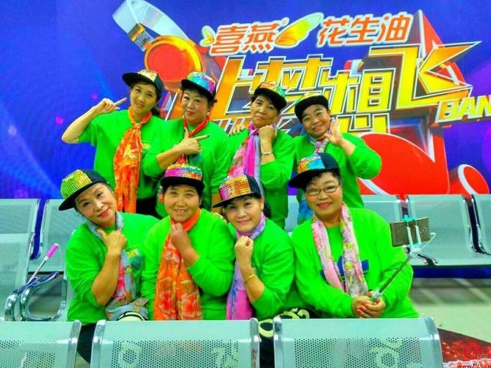 【村村有好戏】槐荫西沙村有支“动龄”美少女舞团：因为热爱，舞动健康