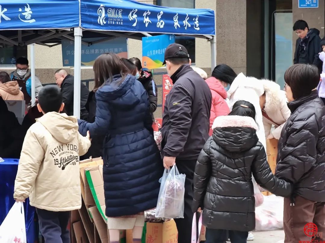 “晒冬”正当时 泉水人家走进东城逸家活动中心“晒”出幸福味