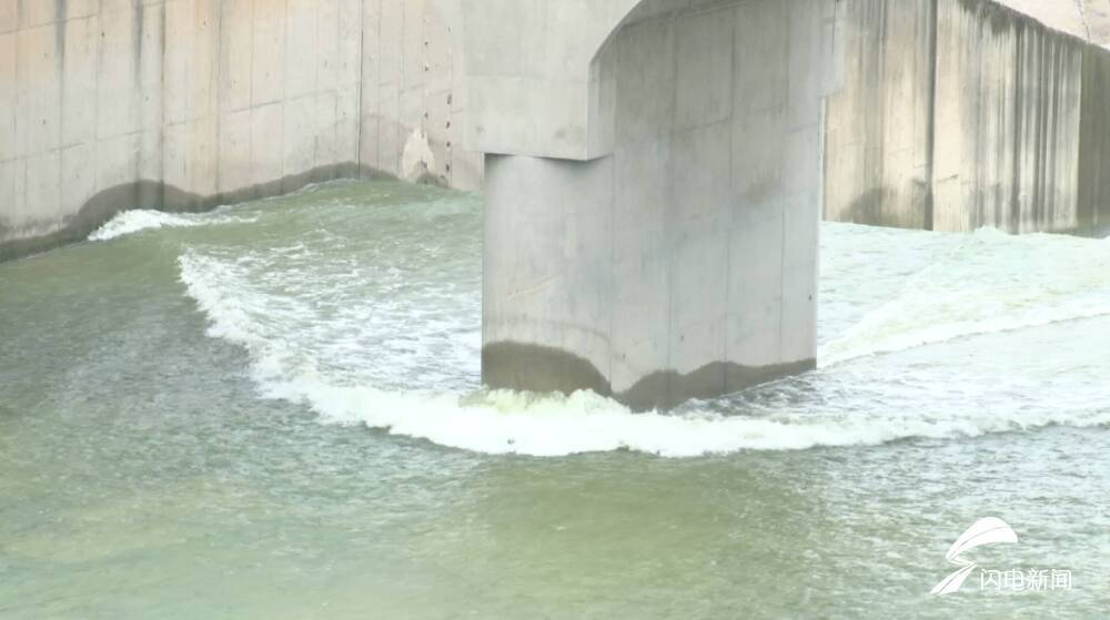 山东入汛以来降雨频繁 部分水库提闸放水