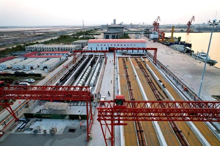 东营市首个集装箱专用码头进入实质性施工阶段