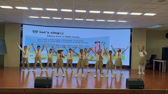 让学习生动又有趣！这些小学生上演“英语达人秀”