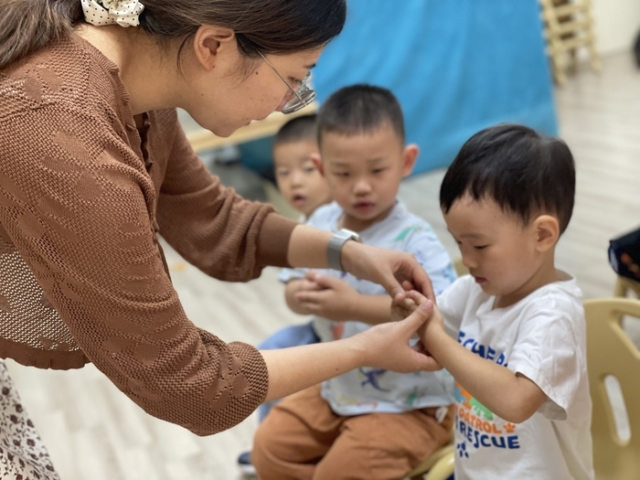 历下区紫苑幼教集团：精彩活动引导幼儿懂感恩、知礼仪