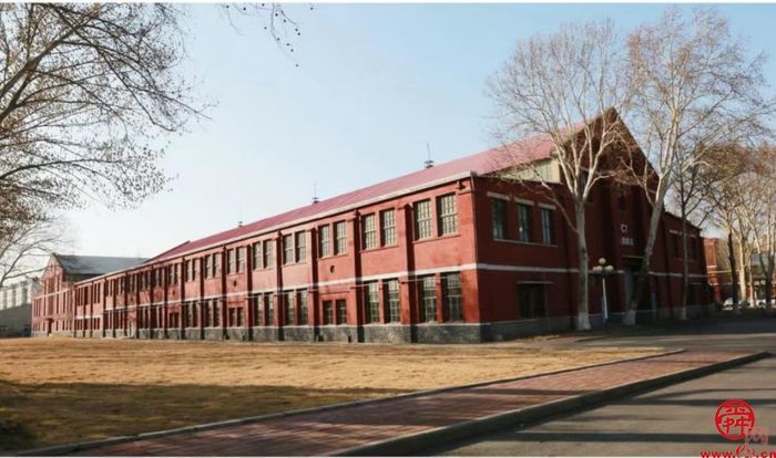 国家工业遗产 行走的思政课堂 济南二机床让工业“老面孔”变身工业旅游“新地标”