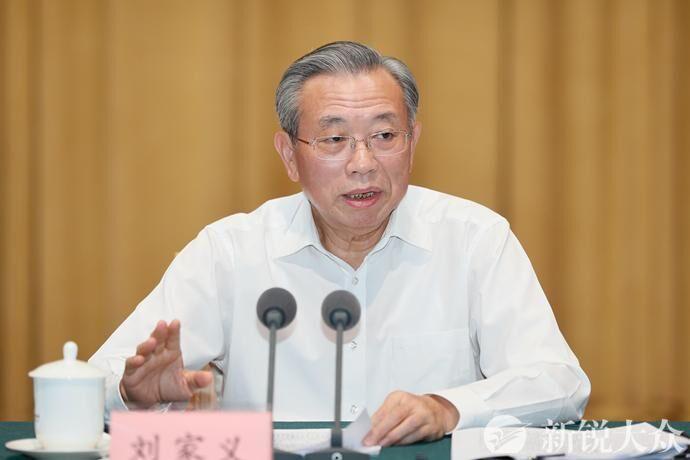 山东省“不忘初心 牢记使命”主题教育第一批总结暨第二批部署会议召开