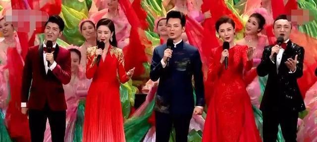 2020春晚主持人大换血阵容大胆 佟丽娅眉毛抢眼