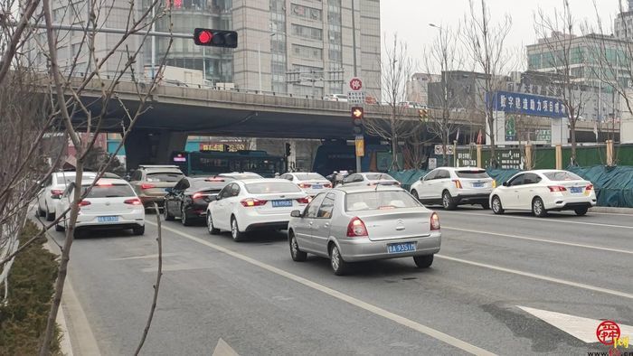 信号灯组合看了发懵？掌握规律很轻松！