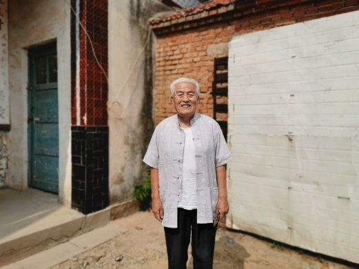 百名青年记者走基层